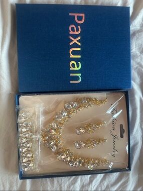 Paxuan Gold Crystal Necklace Bracelet and Earring Set